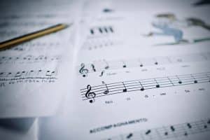 Klavier Akkorde Lernen